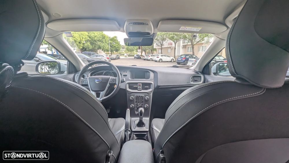 Volvo V40 2.0 D2 Momentum - 10