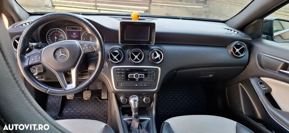 Mercedes-Benz A 180 CDI AMG Line - 12