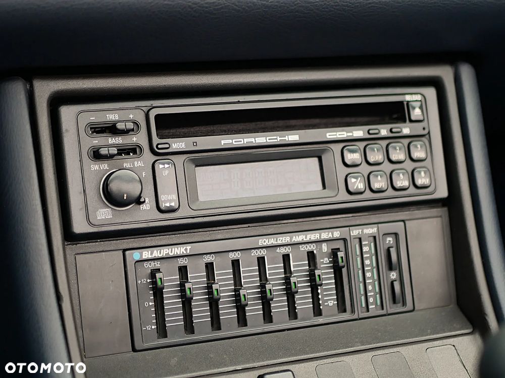 Porsche 944 3.0 S2 - 12