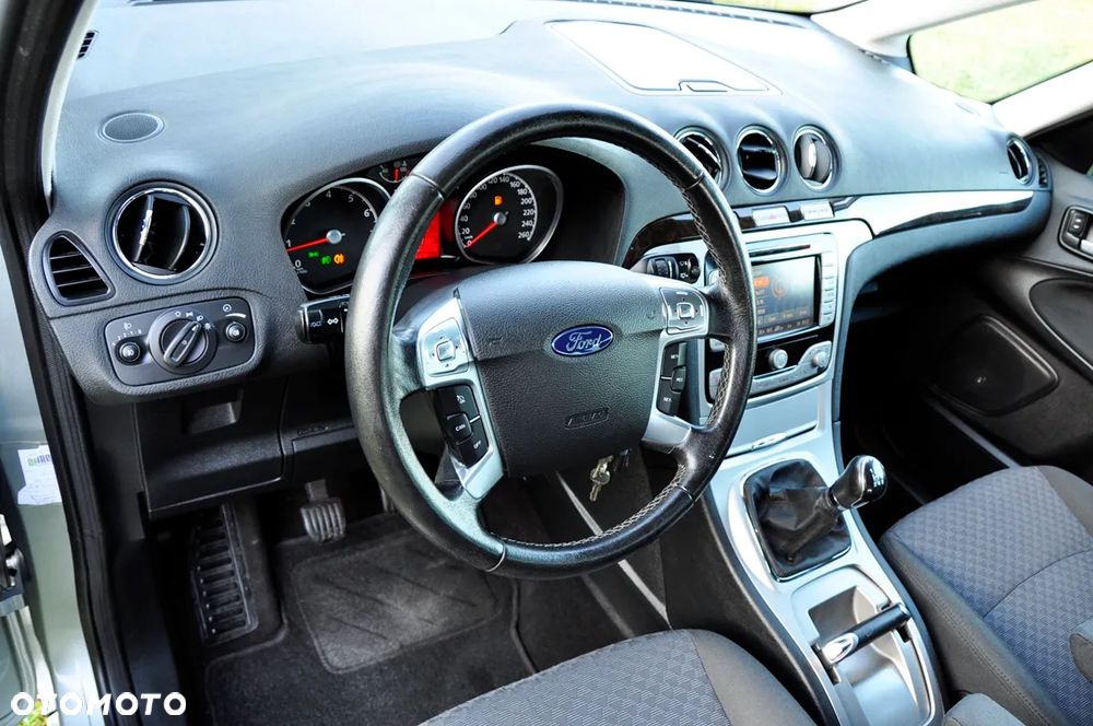 Ford Galaxy 2.0 FF Titanium - 15