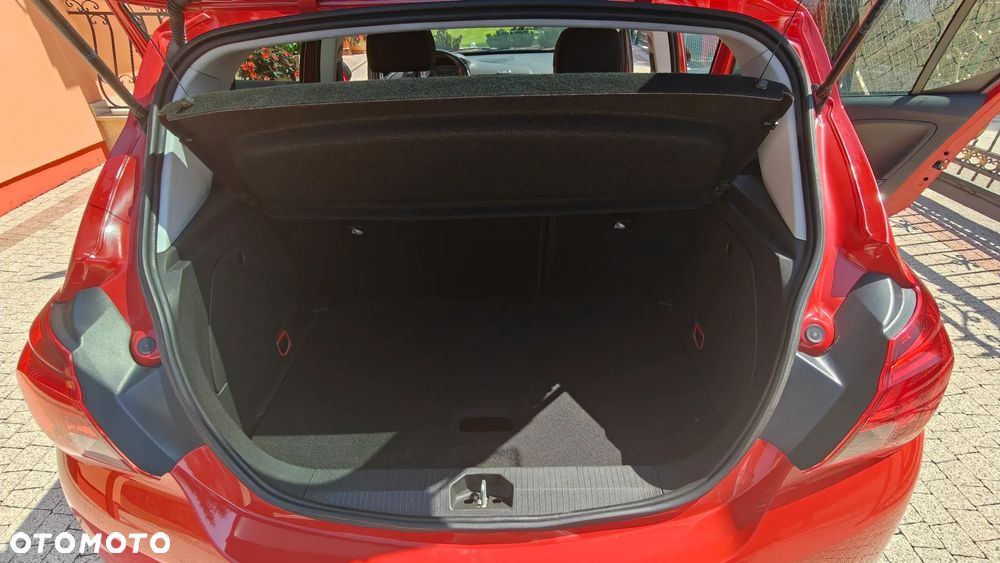 Opel Corsa 1.4 T Cosmo S&S - 17