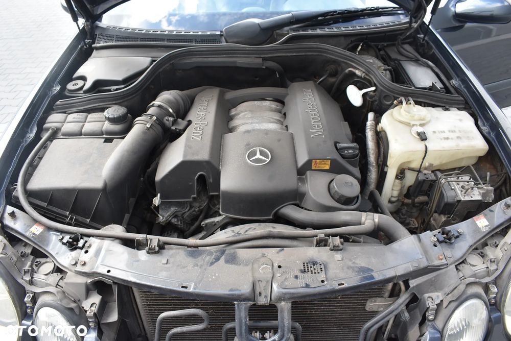 Mercedes-Benz CLK - 15