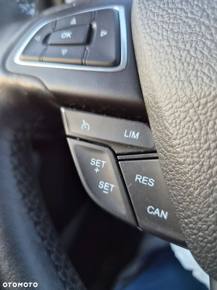 Ford C-MAX 1.0 EcoBoost Titanium ASS - 17