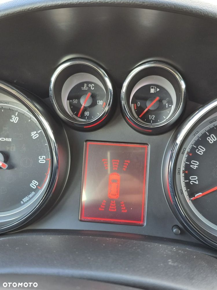 Opel Astra 2013