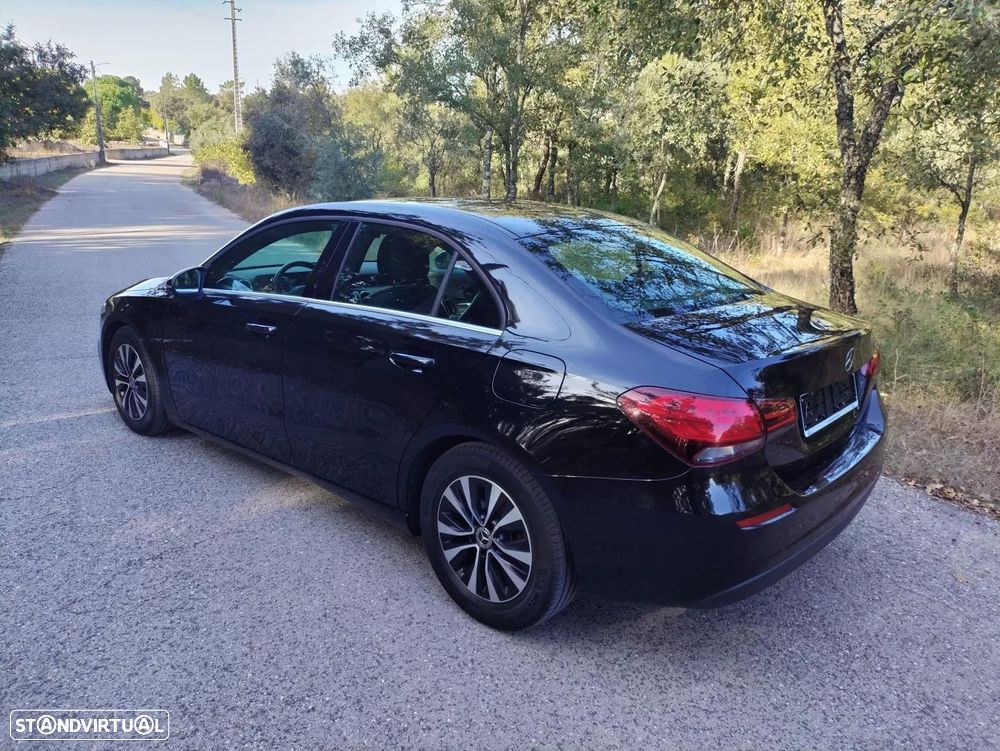 Mercedes-Benz A 180 Limousine d Progressive Aut. - 9