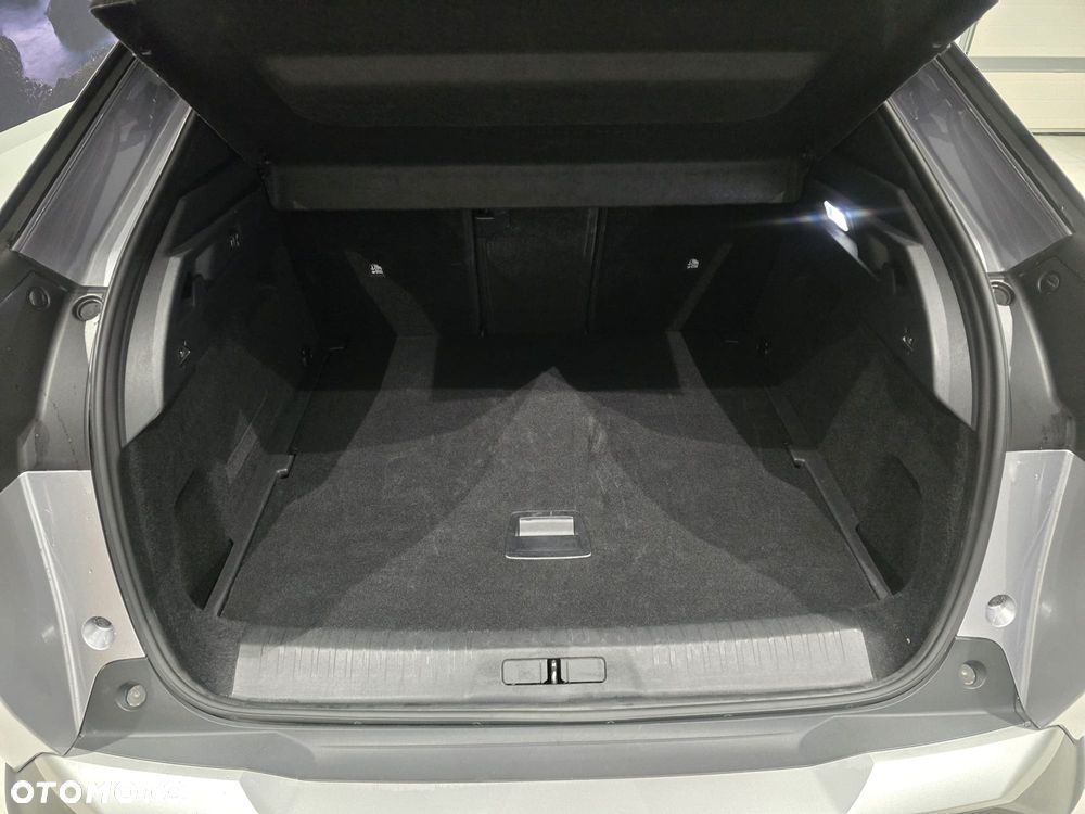 Peugeot 3008 1.2 PureTech mHEV Allure Pack S&S e-DCS6 - 8