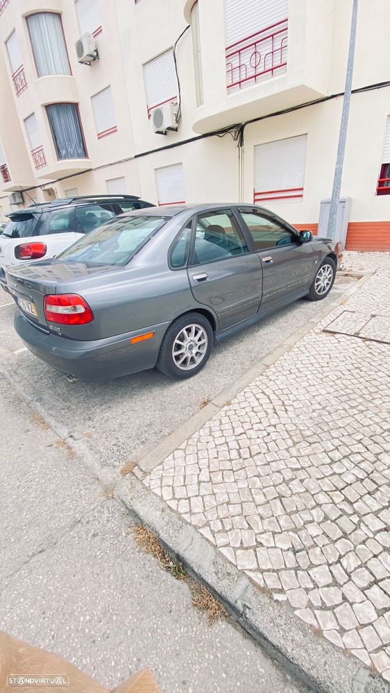 Volvo S40 1.6 - 4
