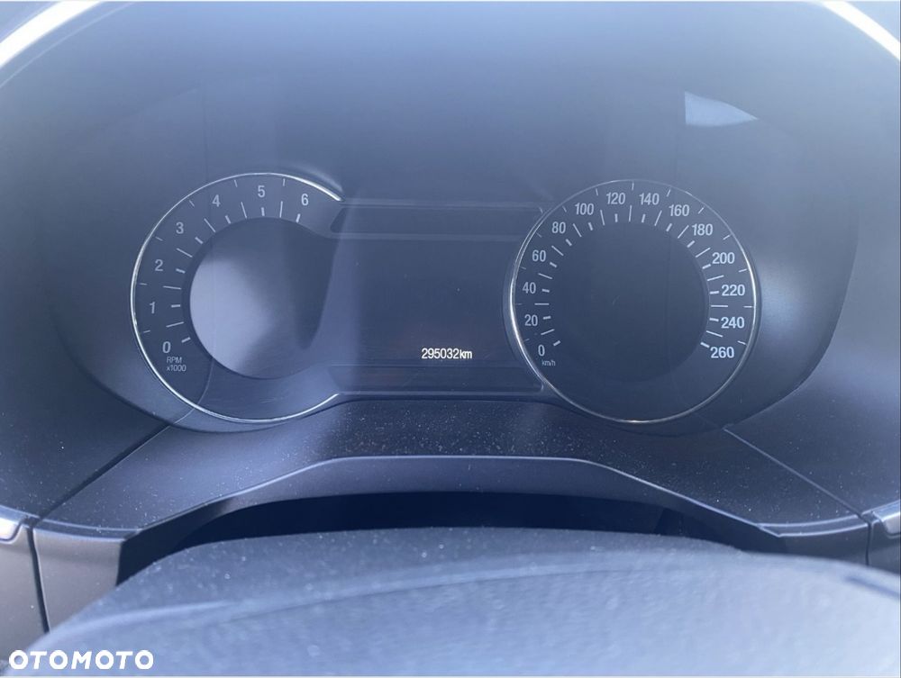Ford S-Max - 7