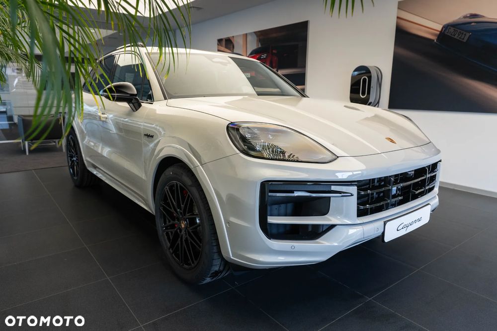 Porsche Cayenne E-Hybrid PHEV Black Edition - 7