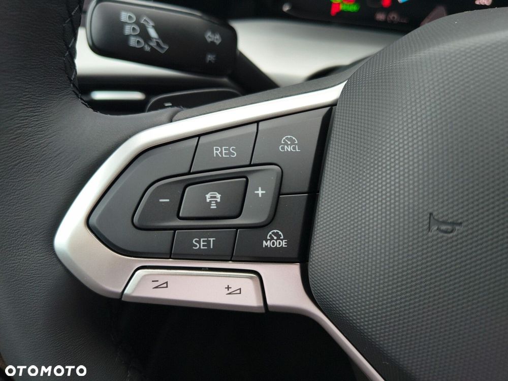 Volkswagen Golf 1.5 eTSI mHEV Pure DSG - 20