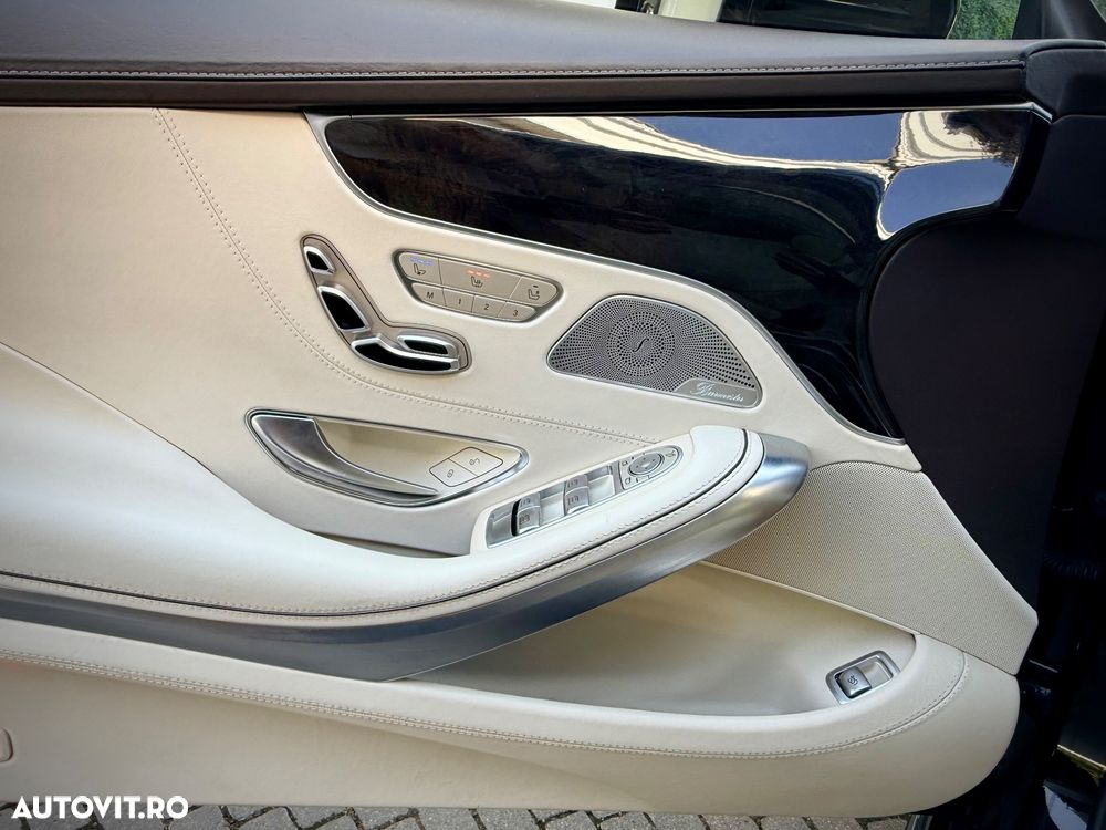 Mercedes-Benz S 560 4Matic 9G-TRONIC Exclusive Edition - 11