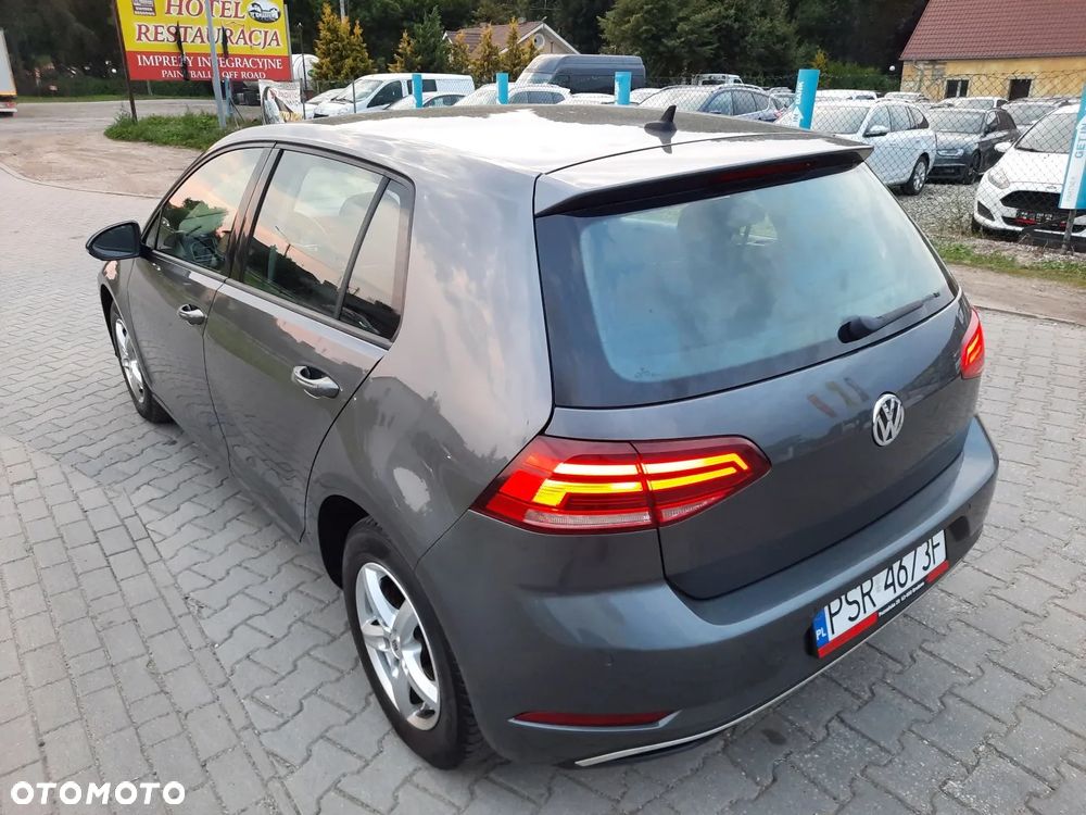 Volkswagen Golf 1.4 TSI BMT Comfortline - 10