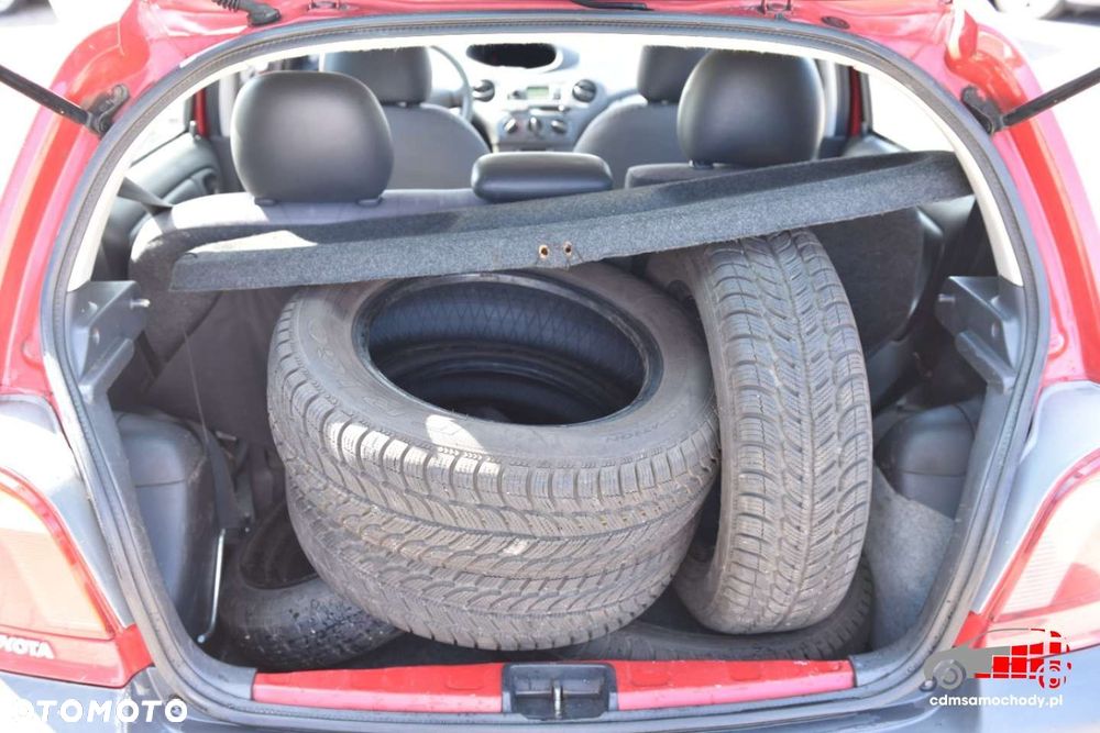 Toyota Yaris - 15