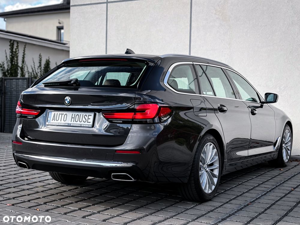 BMW Seria 5 520i Luxury Line - 7