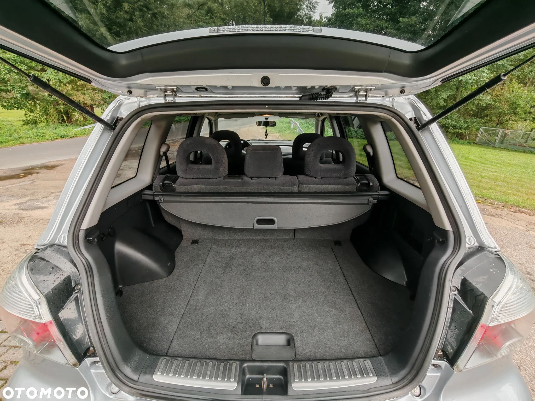 Mitsubishi Outlander - 9