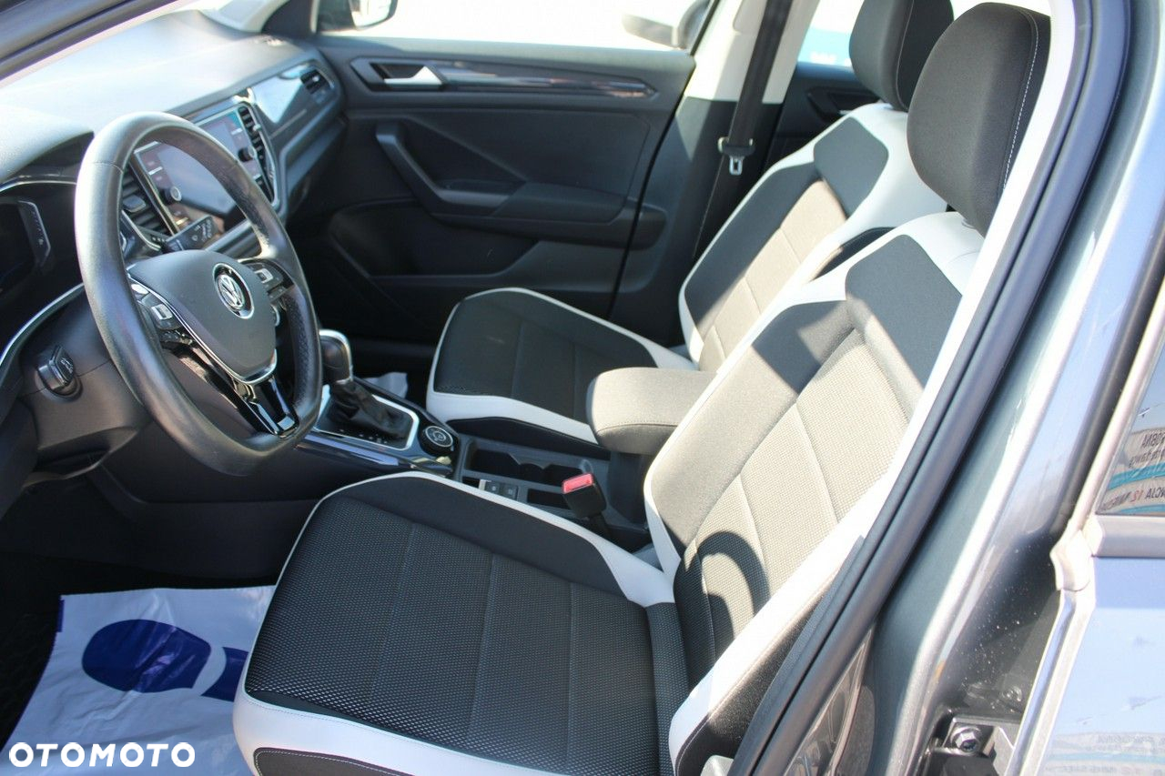 Volkswagen T-Roc - 11
