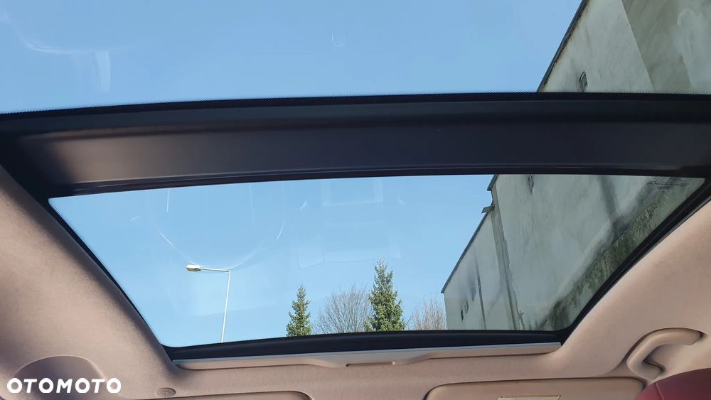 Kia Venga 1.6 CVVT Titanium Collection - 28