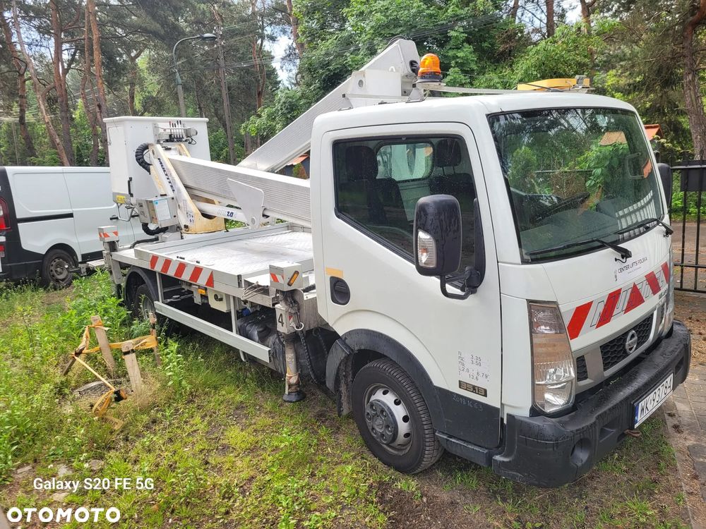 Nissan NT400 - 1