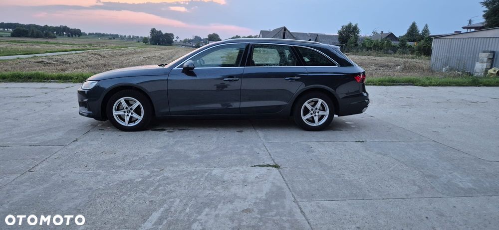 Audi A4 Avant 35 TDI S tronic S line - 7