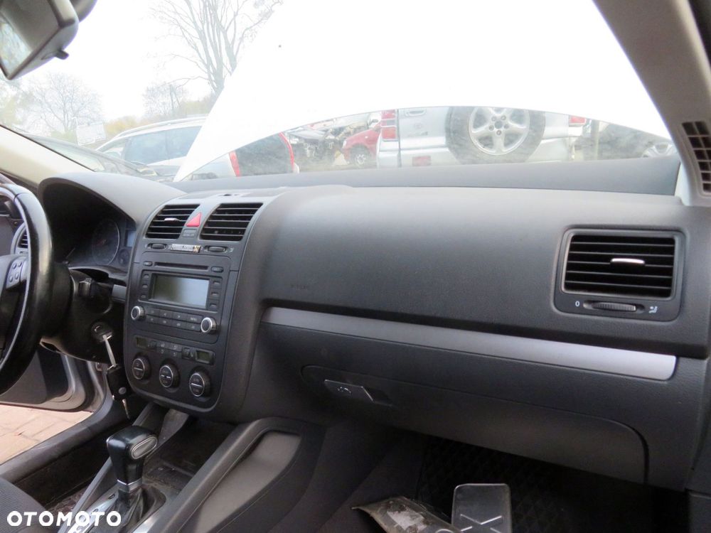 DESKA ROZDZIELCZA AIRBAG KONSOLA JETTA V VOLKSWAGEN 2005-2011 - 1