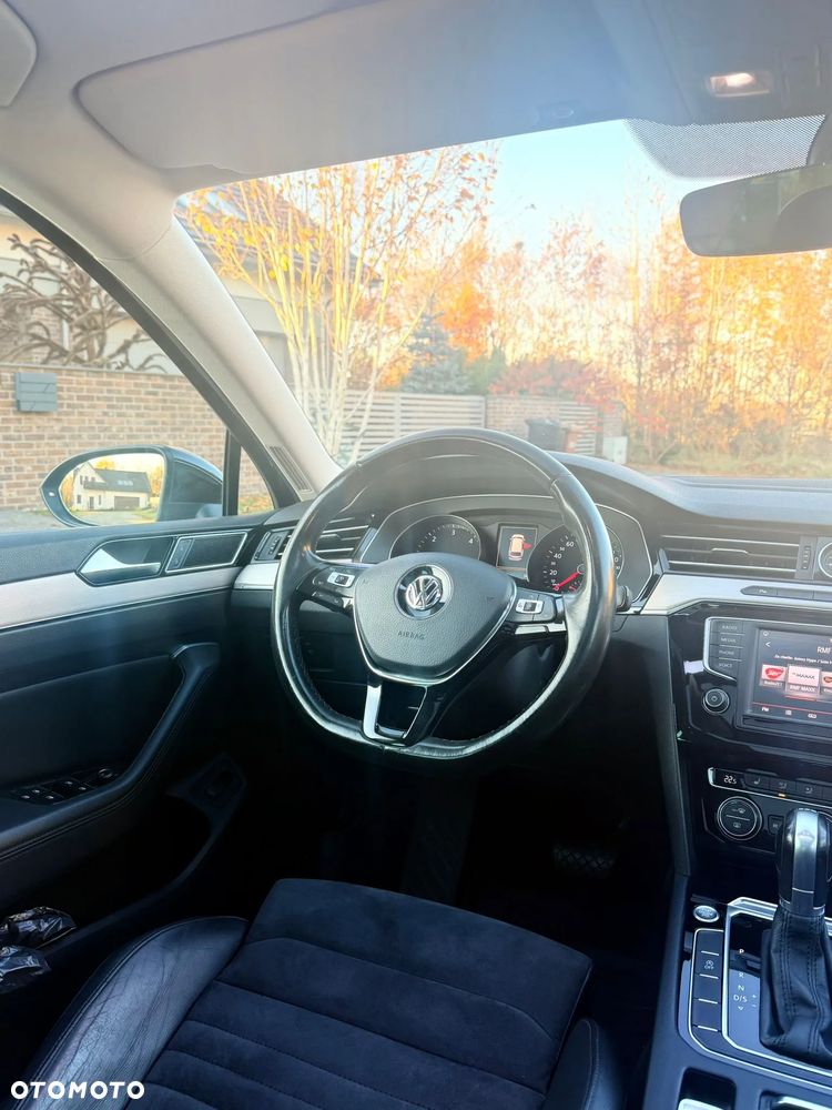 Volkswagen Passat 2.0 TDI BMT Highline DSG - 11
