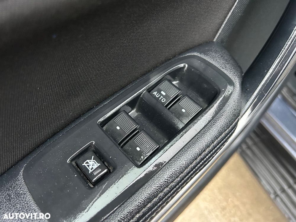 Ford Ranger Pick-Up 2.0 EcoBlue 170 CP 4x4 Cabina Dubla XLT - 31