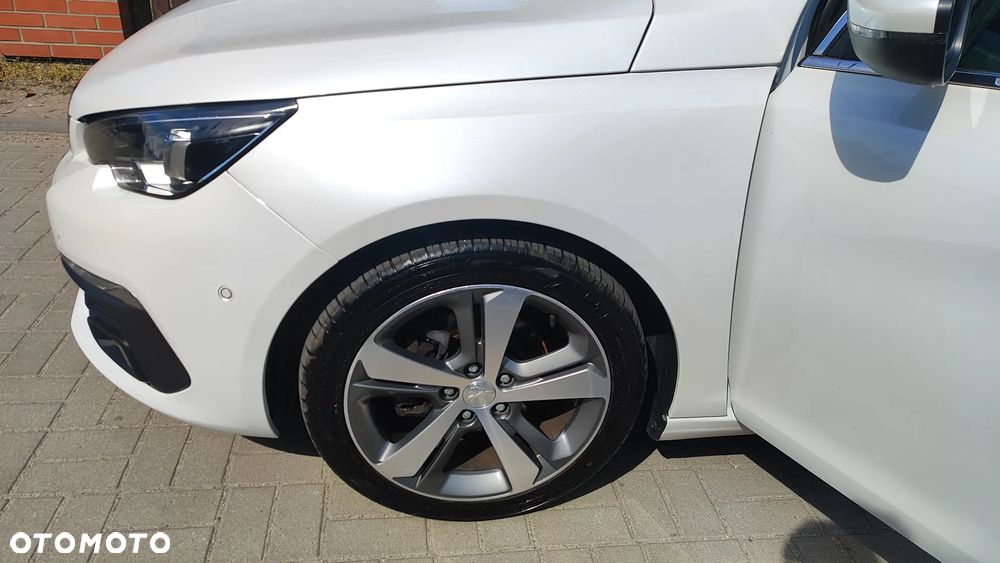 Peugeot 308 BlueHDi 120 EAT6 Stop & Start Allure - 8