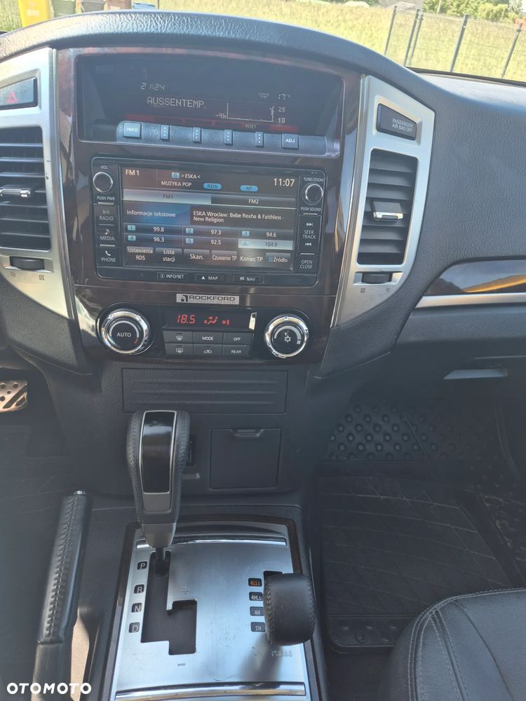 Mitsubishi Pajero 3.2 DI-D Automatik Final Edition - 21