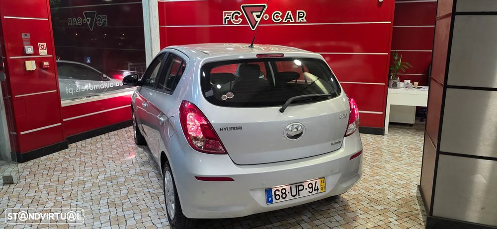 Hyundai i20 1.1 CRDi Style - 10