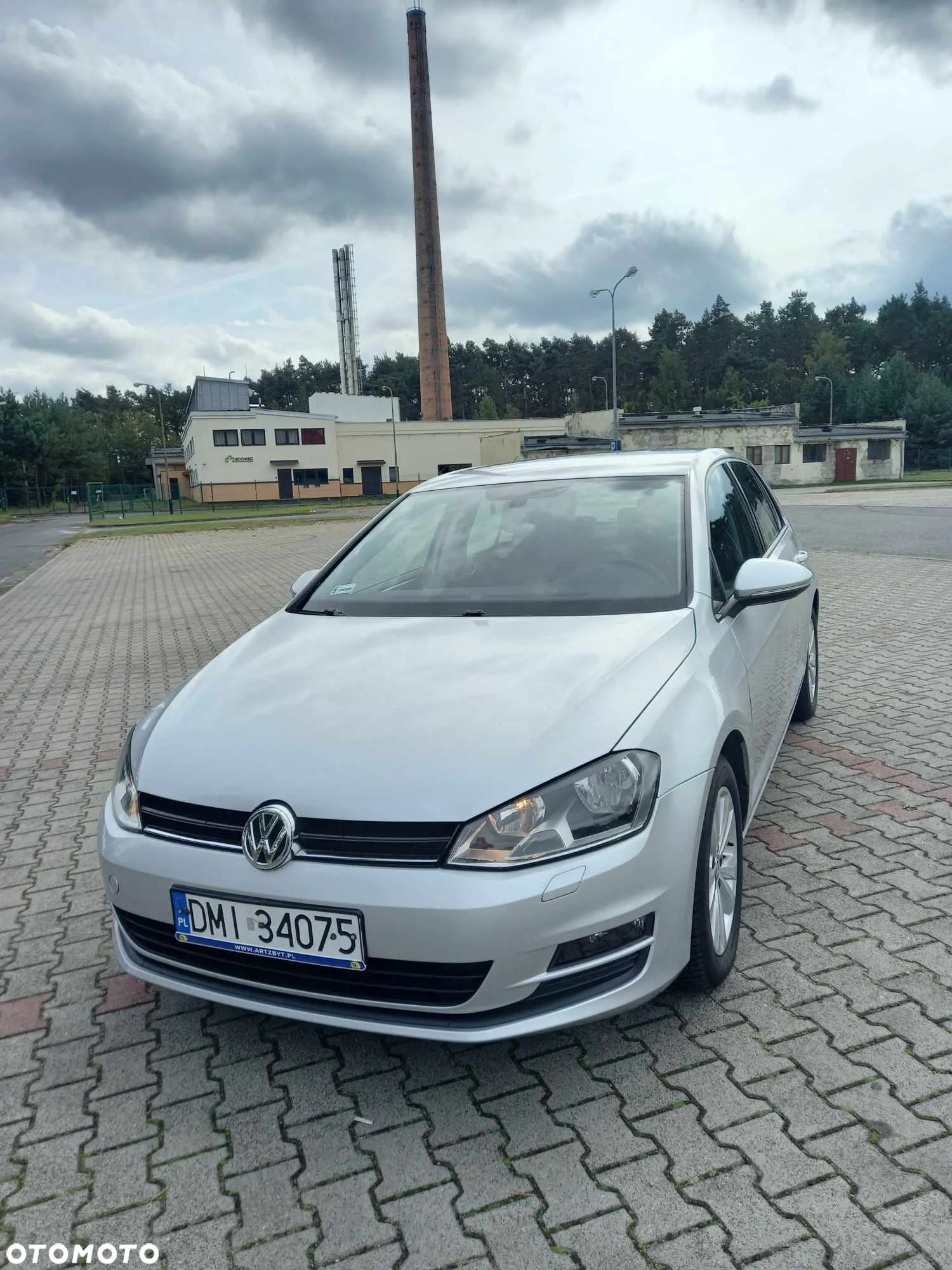 Volkswagen Golf 1.6 TDI 4Motion BlueMotion Technology Comfortline - 2