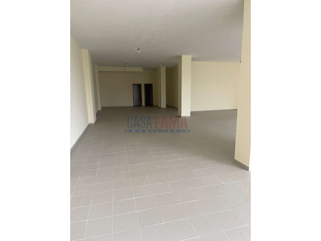 Loja para aluguer no centro Santo Tirso - Grande imagem: 4/25