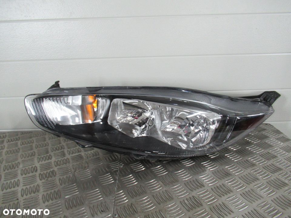 LAMPA PRAWA LEWA PRZEDNIA FORD FIESTA MK7 LIFT 2012- - 2