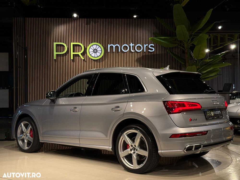 Audi SQ5 - 10