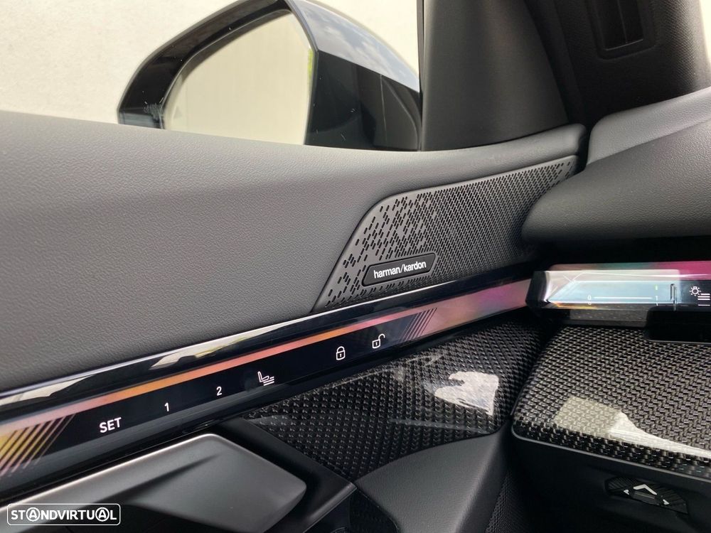 BMW 520 d Pack Desportivo M Pro - 15