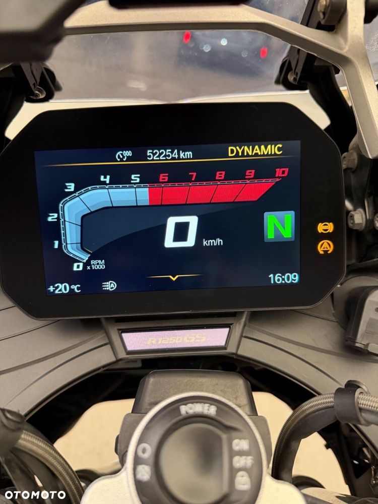 BMW R - 6
