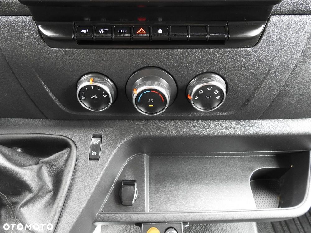 Renault MASTER PLANDEKA 10 PALET WEBASTO TEMPOMAT NAWIGACJA KLIMATYZACJA LEDY PNEUMATYKA  165KM - 32