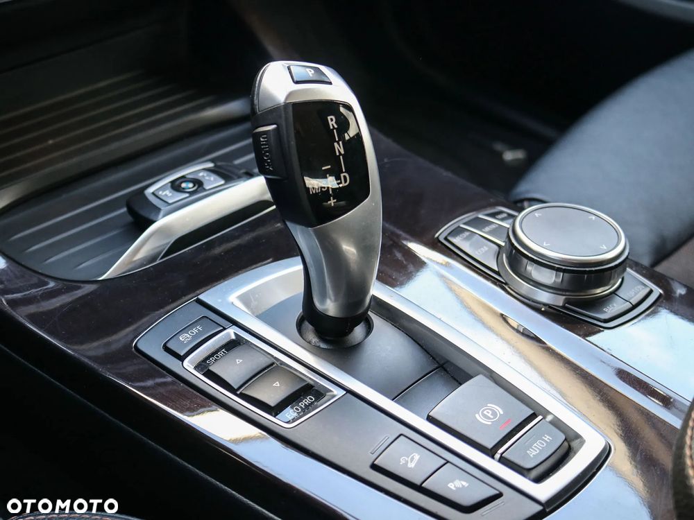 BMW X4 xDrive20i xLine - 13