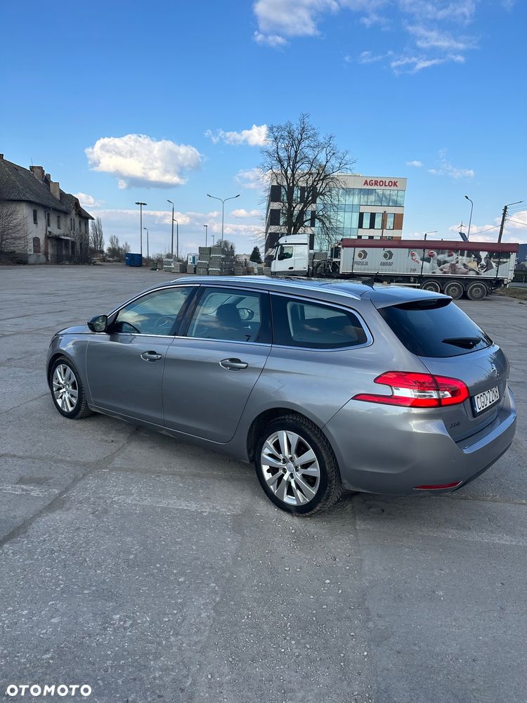 Peugeot 308 1.6 BlueHDi Allure S&S - 5