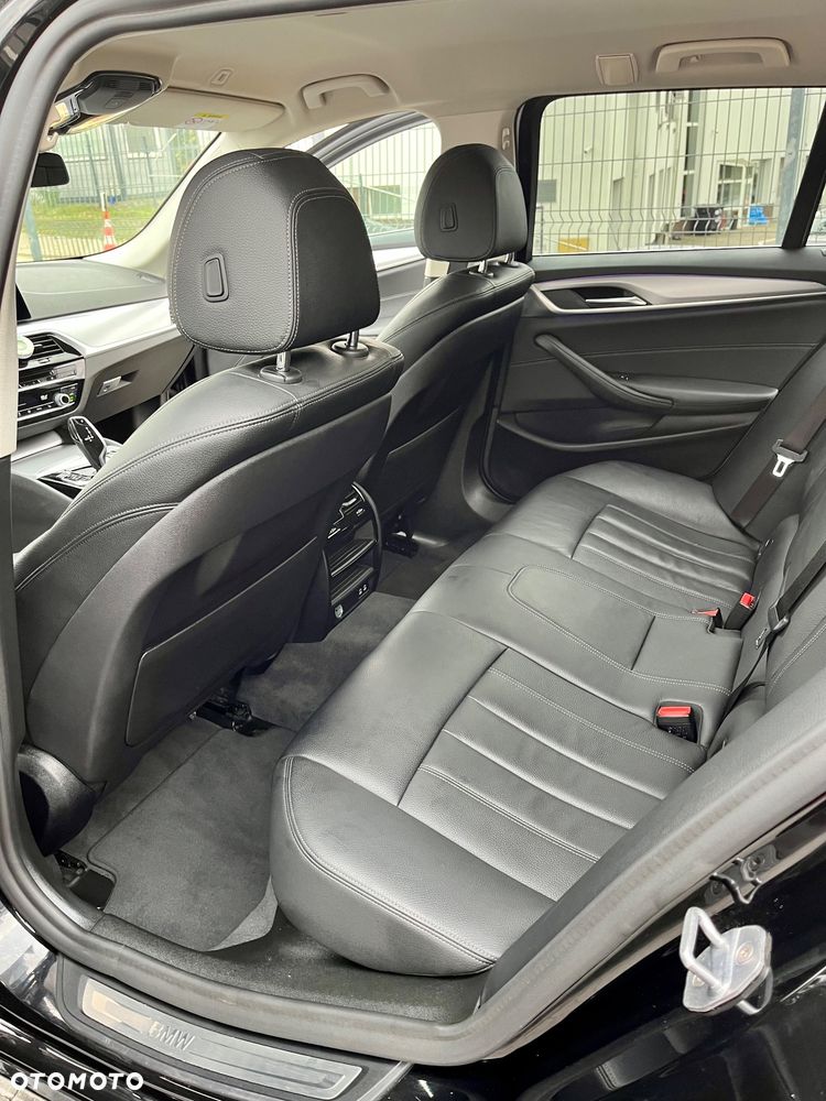 BMW Seria 5 - 22