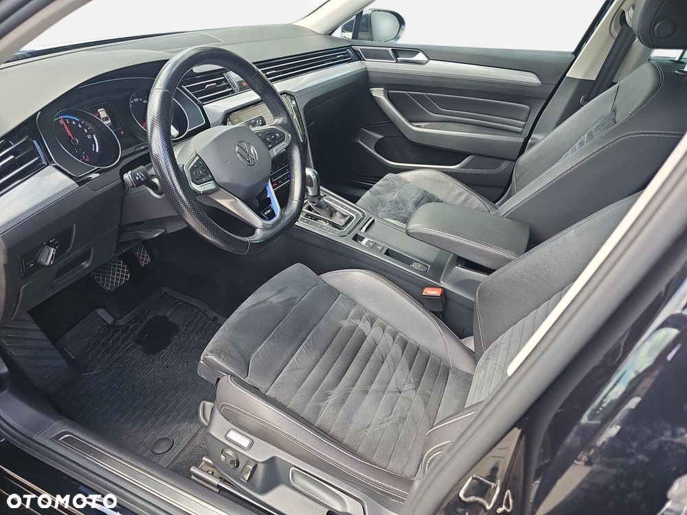 Volkswagen Passat - 6