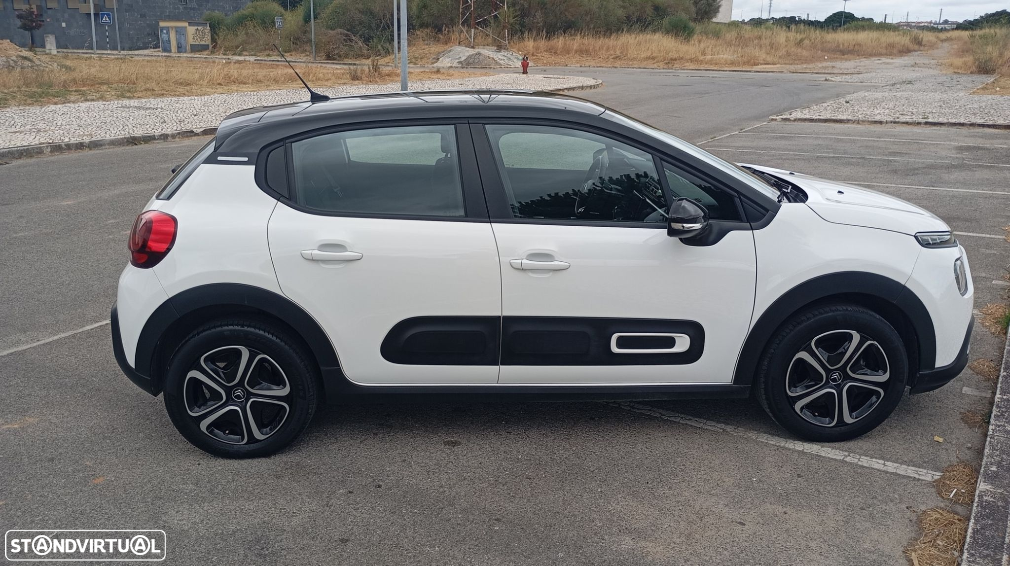 Citroën C3 1.2 PureTech Shine - 7