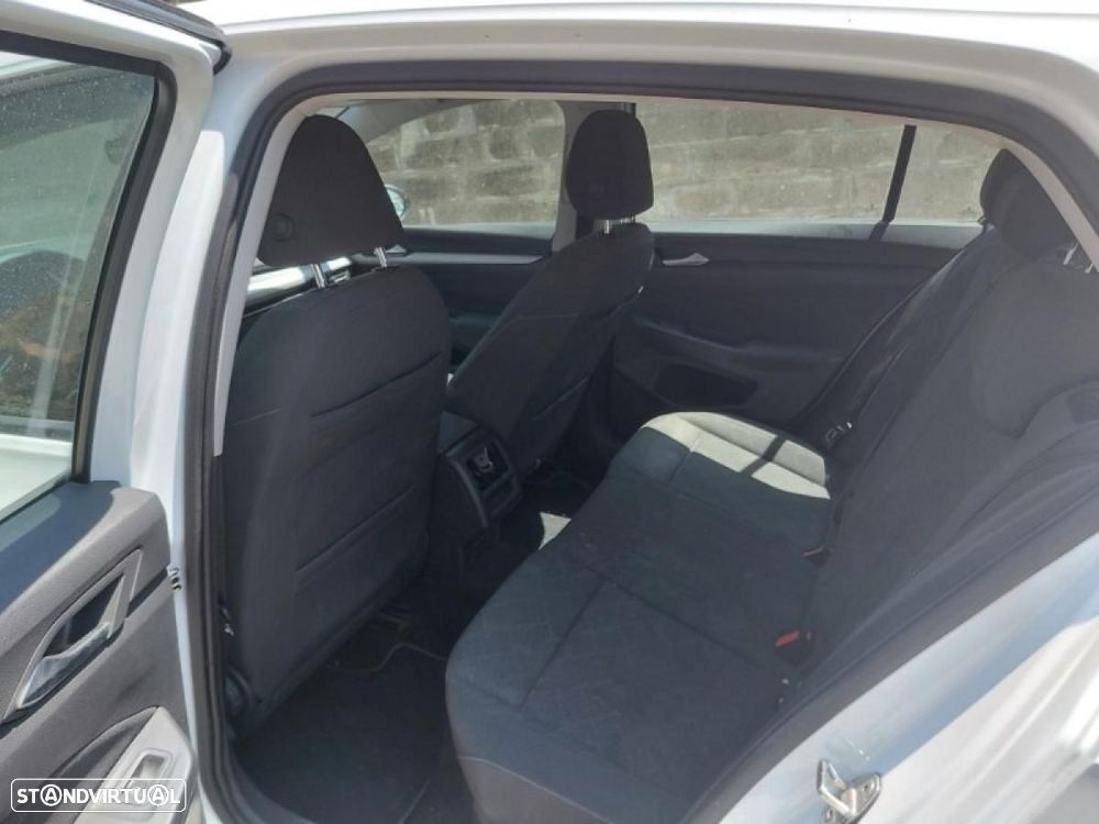 VW Golf - 5