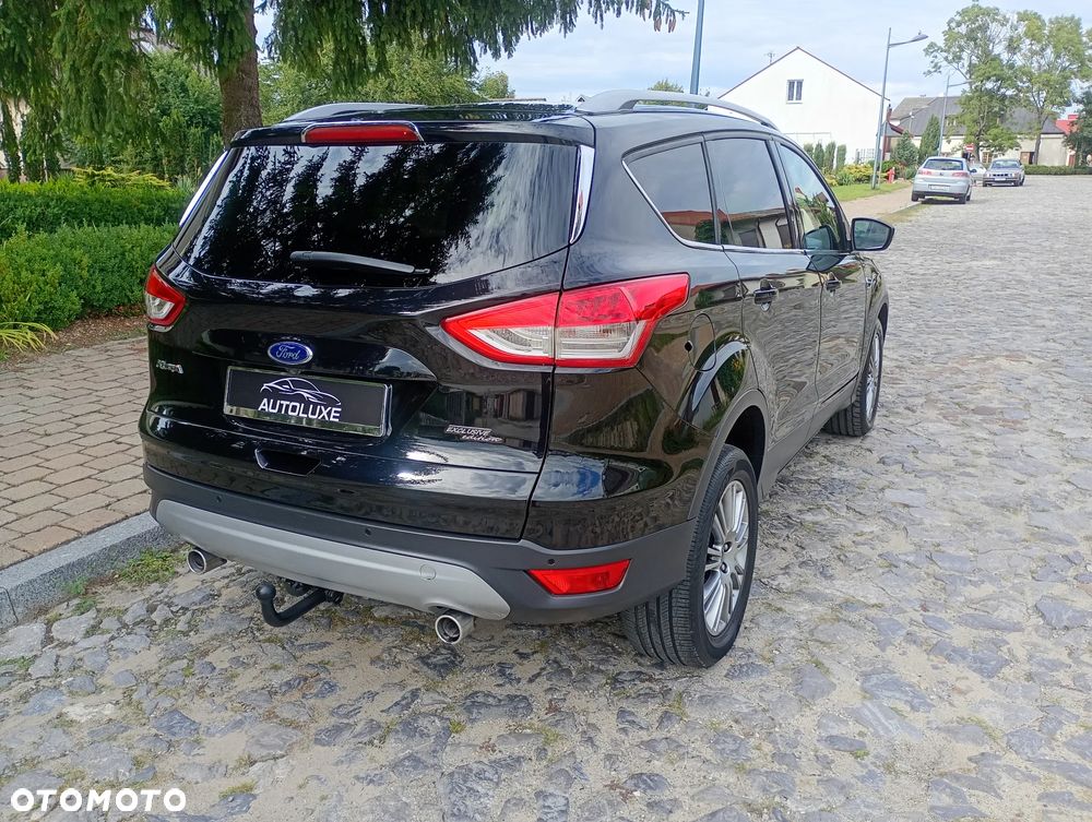 Ford Kuga 2.0 TDCi 2x4 Titanium - 14