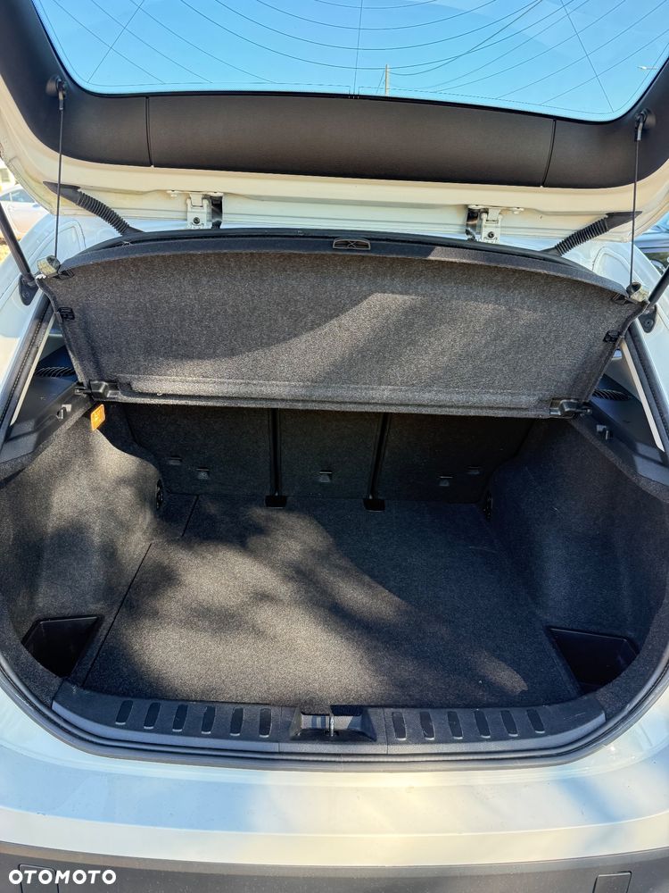 BMW X1 sDrive18i xLine - 26