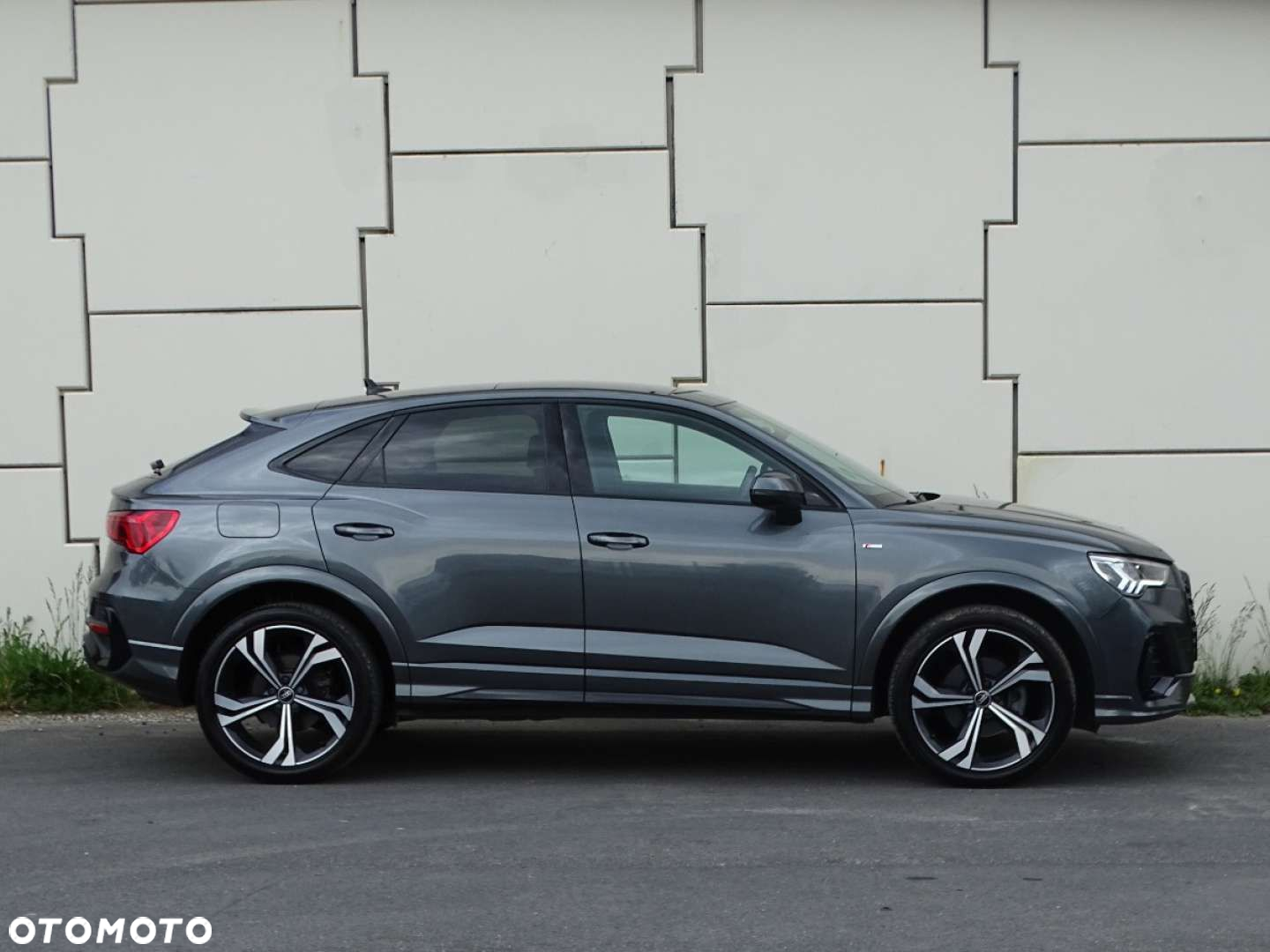 Audi Q3 Sportback - 6