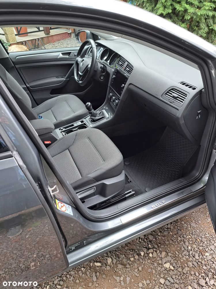 Volkswagen Golf VII 1.6 TDI BMT Highline - 27