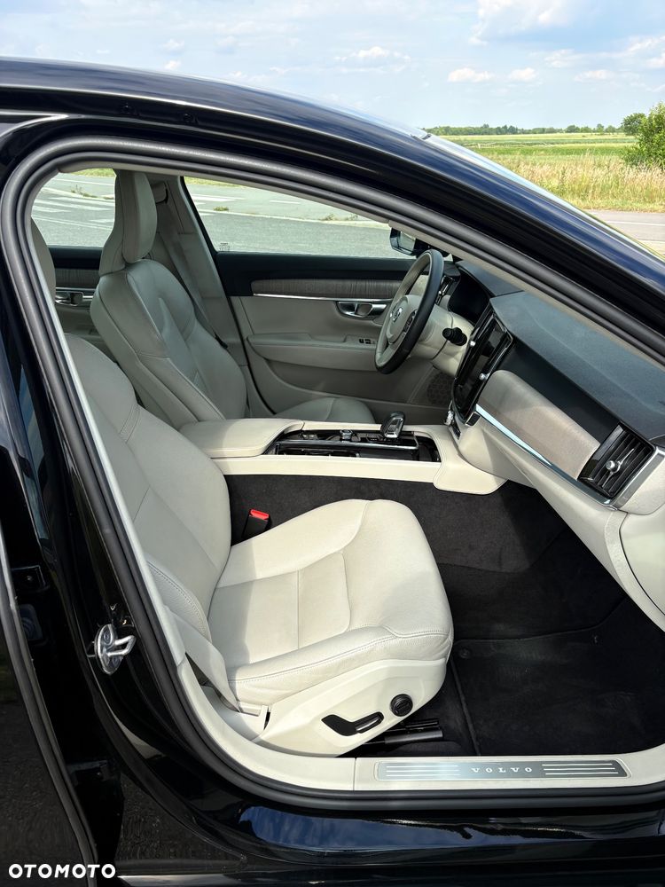 Volvo S90 D5 AWD Momentum - 16