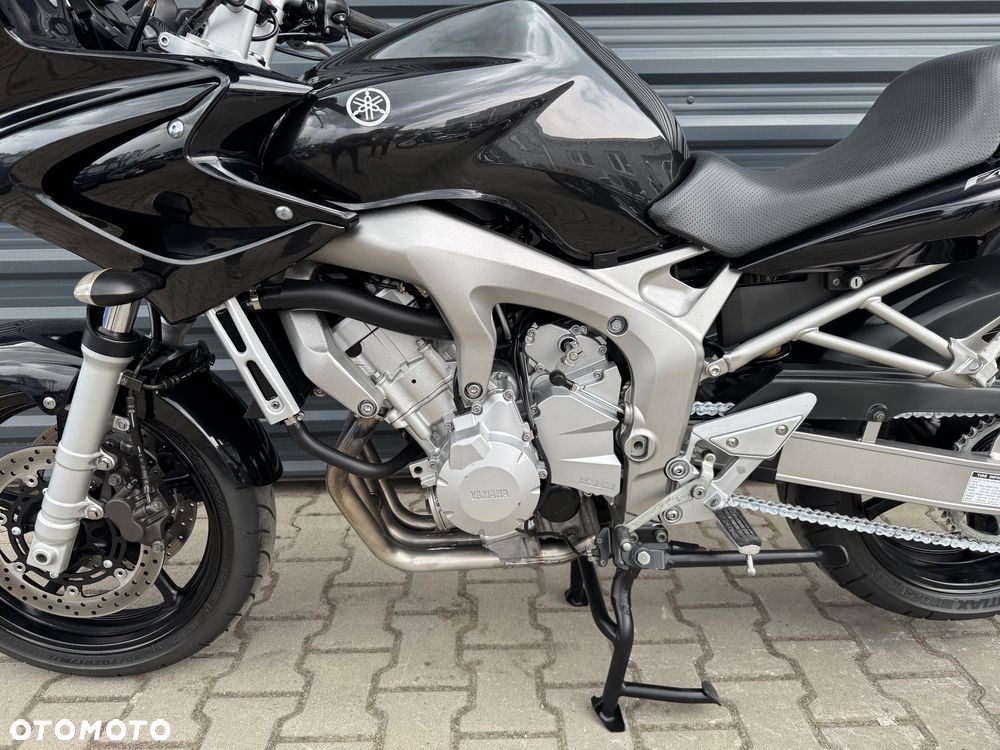 Yamaha FZ6 - 12