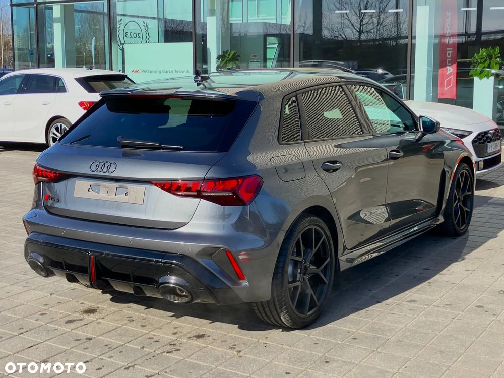 Audi RS3 Sportback - 10