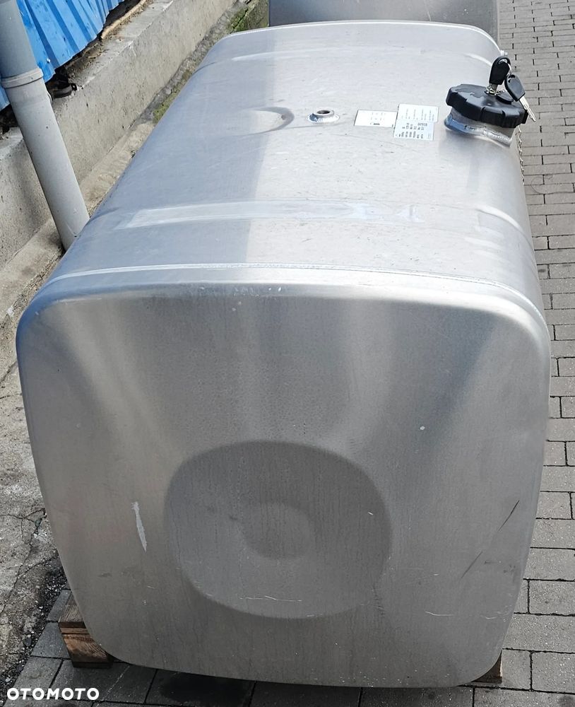 Zbiornik paliwa MAN 81.12201-6936  580L - 6